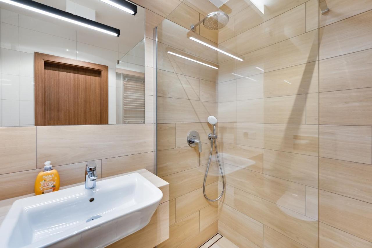 Old Town Apartment Angielska Grobla Gdansk Ngoại thất bức ảnh